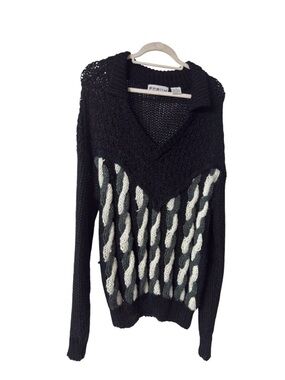 Forum Black Cable-Knit V-Neck Sweater with Cream & Gray Accents Sz M(TXA1022)